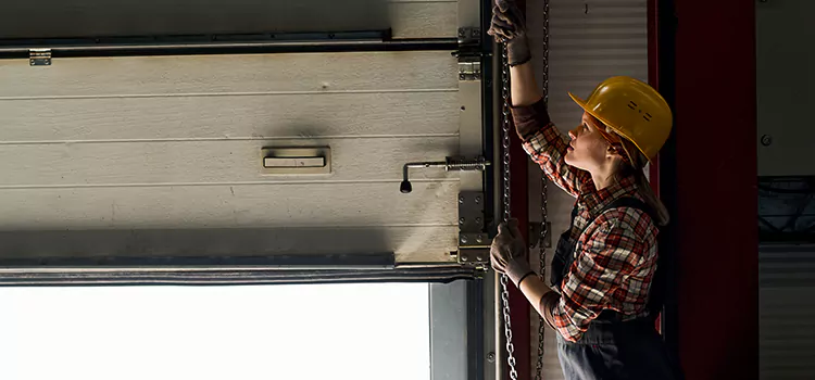 Addressing Common Garage Door Stoppage Issues in New Lenox, IL