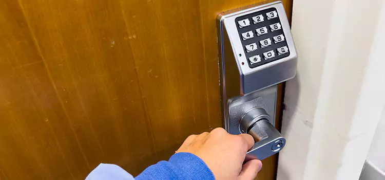 Why Choose Us for Your Keypad Lock Needs in New Lenox, IL?